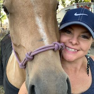 Meet your Posher, Taryn